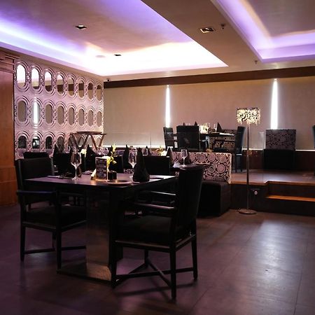 Hotel Hardeo Нагпур Экстерьер фото