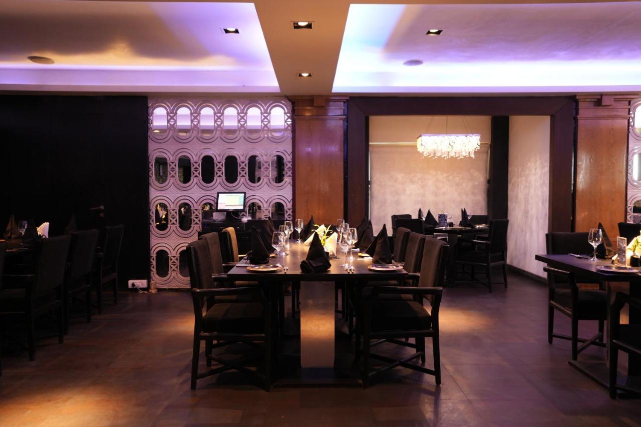 Hotel Hardeo Нагпур Экстерьер фото