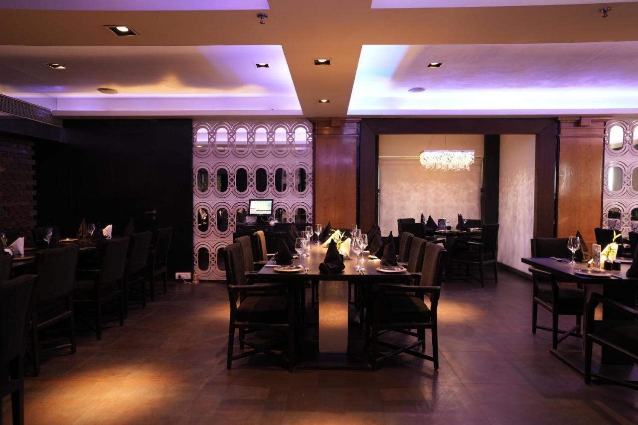 Hotel Hardeo Нагпур Экстерьер фото