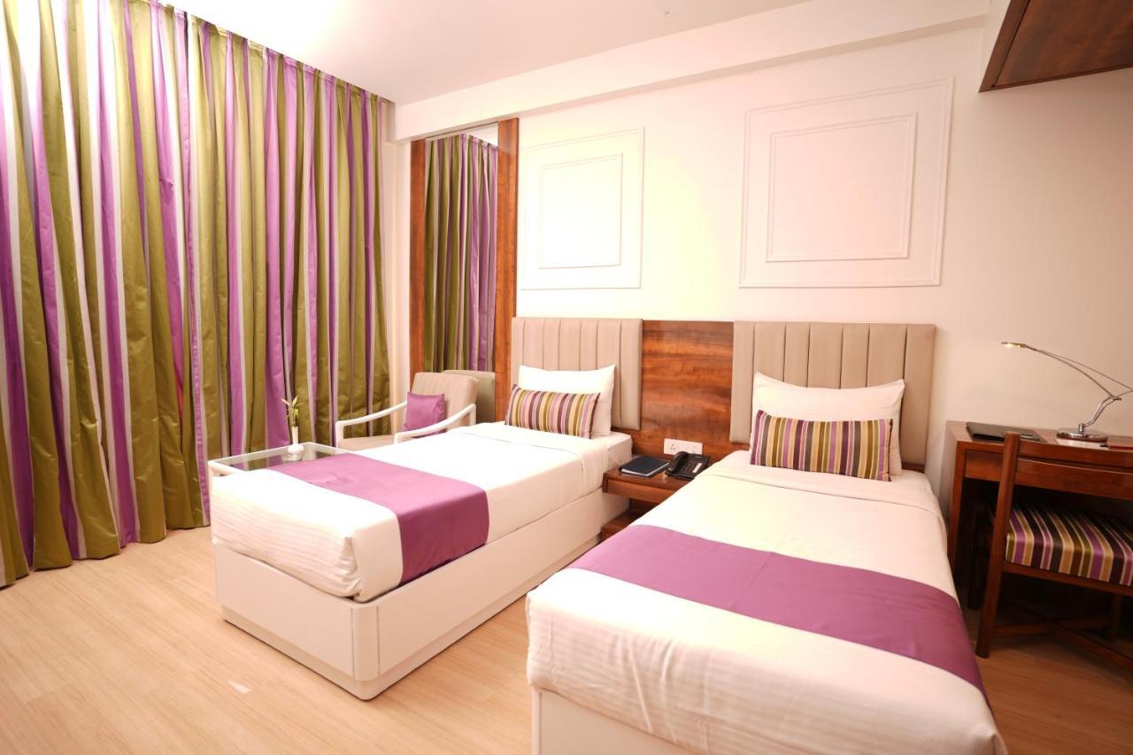 Hotel Hardeo Нагпур Экстерьер фото