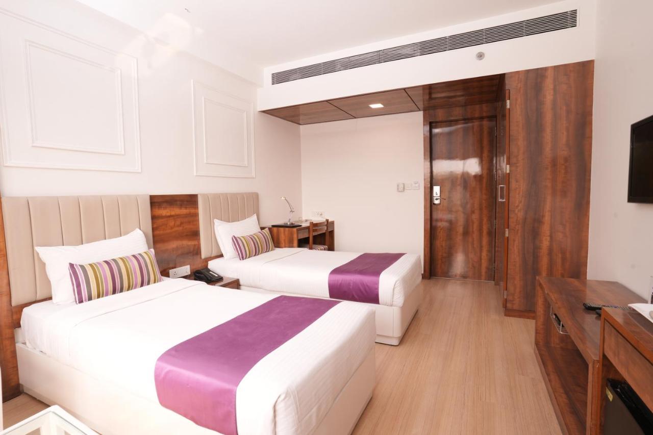 Hotel Hardeo Нагпур Экстерьер фото