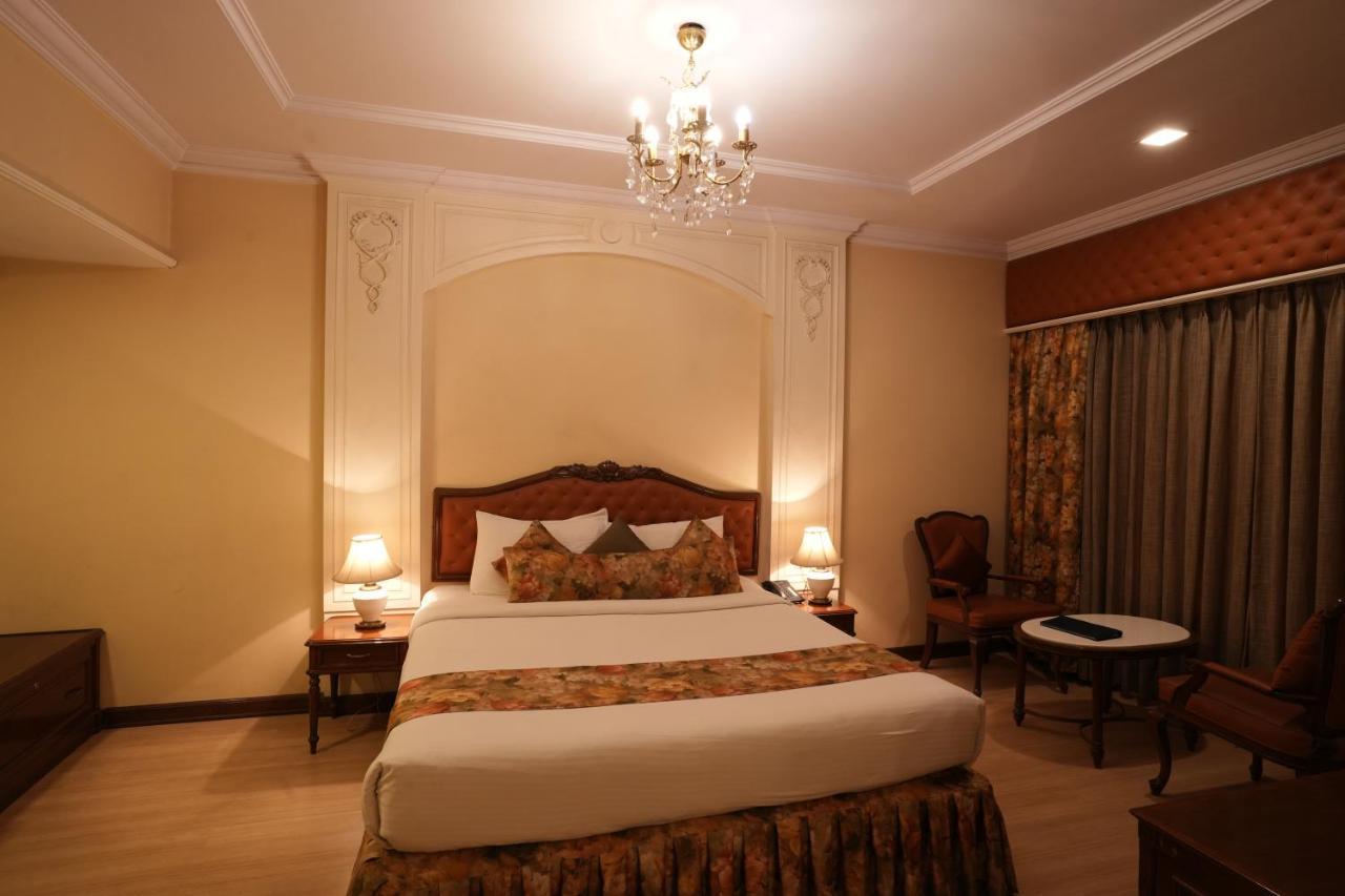 Hotel Hardeo Нагпур Экстерьер фото