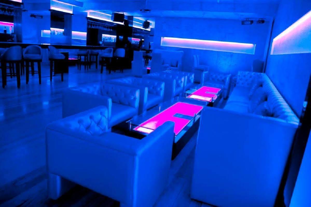 Hotel Hardeo Нагпур Экстерьер фото